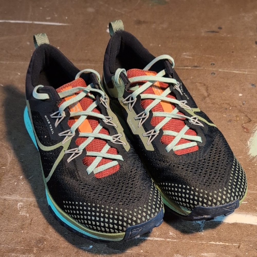 Nike Black and Orange Athletic Shoes with Breathable Mesh